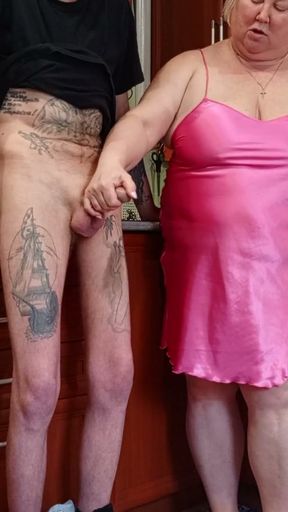a friend in the kitchen sucks a dick, jerks it off and watches the sperm   Clip 1