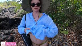 Beautiful Horny Girl Secret Beach blowjob and Facial