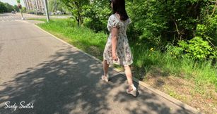 Public flashing and peeing in the park lead to hardcore sex