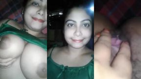 �"Boro sthonwali bhabhi taar dudh abong gudh nie khelar MMS video premik er jonno"�