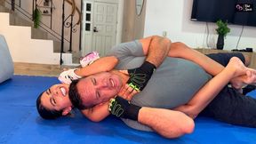 Sweet Sara vs Kevin Scissor-Capped Wrestling (mov)