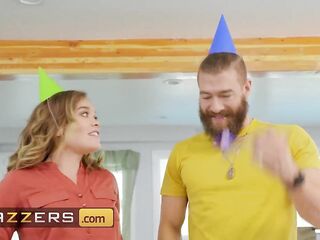 Xander Corvus Enjoys A three-some With Codi Vore and Nolina Nyx Which Ends With A Double Facial Cum Swapping - Brazzers