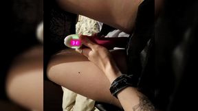 deesse craque et se gode habillee en gothique / erotiquevideo 14 min - ...