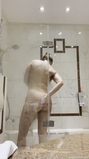 shower in Berlin