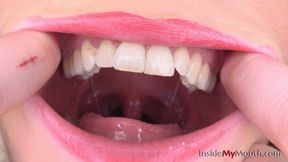 Inside My Mouth - Foxy shows what's inside her mouth (HD)