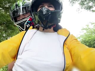 Picking up DIDI Customer Out of Brassiere!