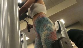 blonde gym training booty