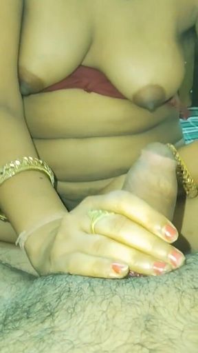 Desi Priya Bhabhi Give Footjob and Blojob Handjob Vum in Mouth