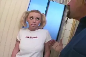 My horniest babysitter gives me a wonderful missionary session