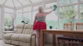 Hairy British MILF Claire gets aroused while cleaning