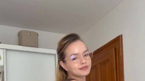 Member Video @SunnyGabi @Teasing and #Brunette #Solo #Glasses Porn #Sexy gratis clips porn | Tik.Porn