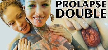 Anuskatzz and Stacy Bloom enjoy some anal fisting