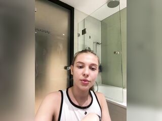 her butt shudders as fingers rage throughout thick wet flesh like fire