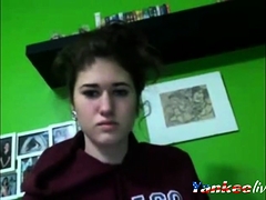 Hot Brunette Teen Bate