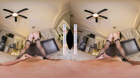 Busy boss Sophia Burns takes a break for some office pleasure