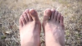 Sun on my fingers and feet