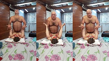 ESSA NOVINHA GOSTA DE HOMENS MAIS VELHO POR ISO SEMPRE FICA COM ESSE COROA