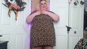 Desperate BBW Orgasms In Sun Dress