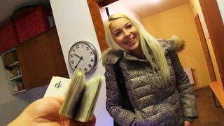 Smart man for money coaxes sweet blonde suck his fuckstick