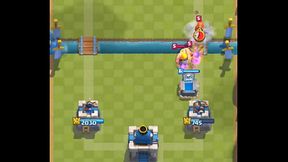 Jugando clahs royale(arena 3)