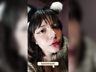 Catgirl sucks her buttplug and screws her booty