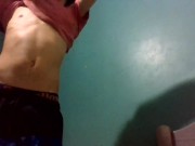 Ficando pelado e gozando