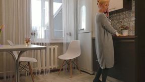 Lover Call While Husband at Work.