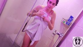 FULL SHOWER SCENE OILED BODY FETISH WAM MILK POURING OVER ME