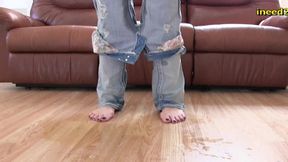 terra mizu pee holding contest in low rise jeans