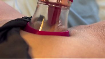 Vizinha gostosa se masturba na janela - vem me ver!!