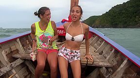 Gorgeous teen 18+ Model Topless For Her Horny Fans