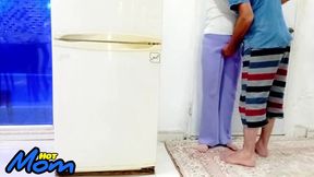شوهرم خونه نبود پسر همسایه رو آوردم خونه.چه کیری داشت لعنتی( پر از حرفهای سکسی)
