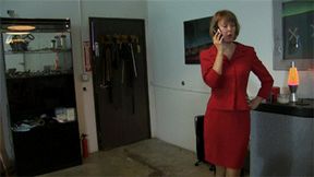 Red Suit Real Estate Lady (WMV HD)