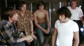 Vintage Group Scene - SEVEN IN A BARN (J. Brian, 1971)