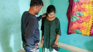 Homemade video of amateur 18 year old Indian whore gets rough assfucking