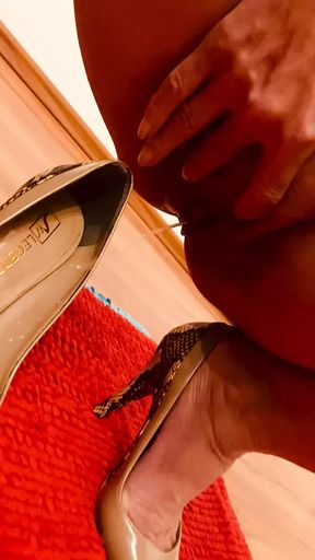 Walking and pissing into in my Heels
