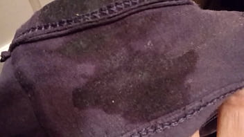 Smelling sister in law&#039_s panties