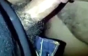 Il avale du jus de rebeu