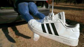 Shoe hunter again? WMV(1920x1080)FHD