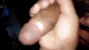 matabang burat ng trabahador, sinubo ng sabik na tropa