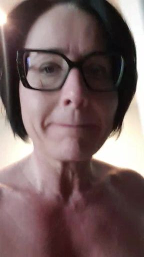 Julie does nude run in the office