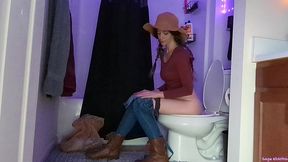 farmer girl sage eldritch in overalls peeing [voyeur]