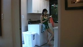 Find out how sausy cutie Yumi Sugimoto spends her day