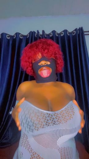 Sexy pregnant lady screaming