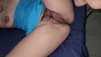 Xxx asi de facil es el pene peque&ntilde_o de mi padrastro