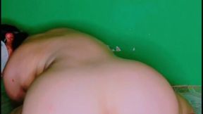 joven milf mexicana culo gordo big butt big ass en tanga se quita toda su ropa