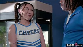 Black equipment manager makes Korean teen cheerleader squirt