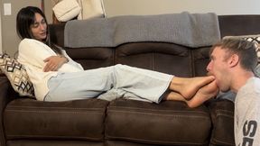 Seduced into Feet Worship