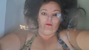 Underwater Bubble Blowing & Breath Hold Play – Wet Hair & Open Eyes