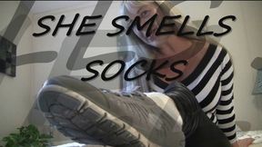 SHE SMELLS DIRTY SOCKS mov